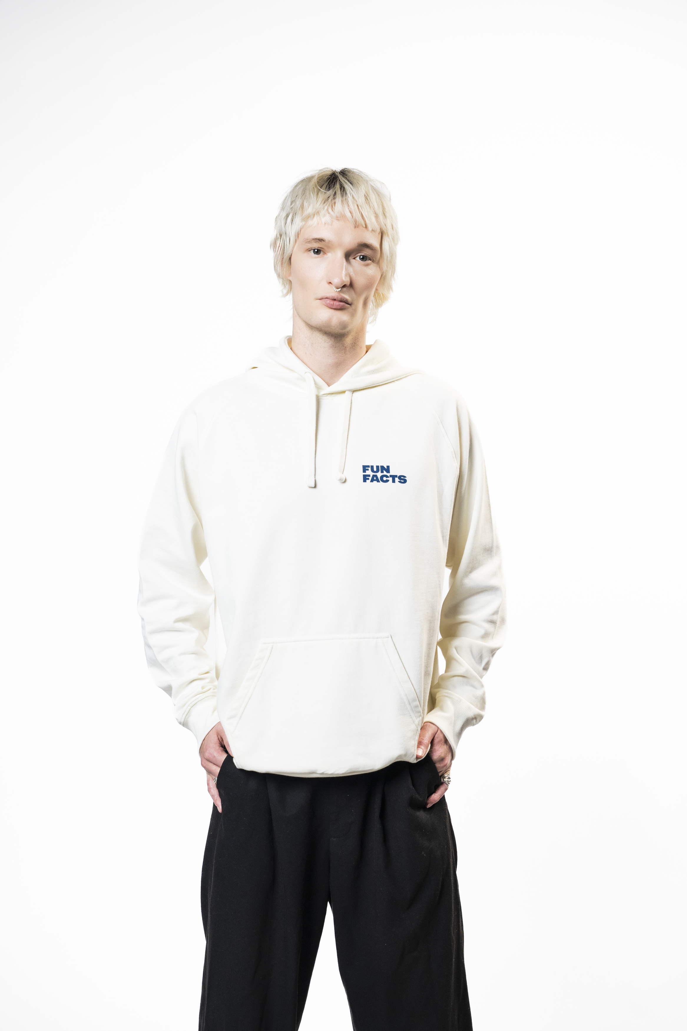 Hoodie "witzig wichtig richtig" natural (hellbeige)